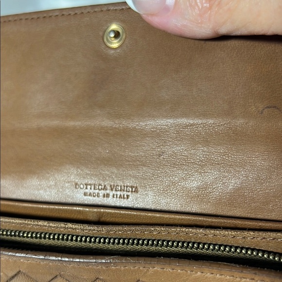 Bottega Veneta Brown Woven leather Long Wallet. p46 - Picture 4 of 11